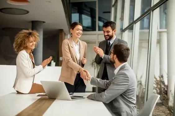 Waarom is AI de toekomst van recruitment? Ontdek de top 3 redenen om nu te starten met AI in jouw wervingsproces