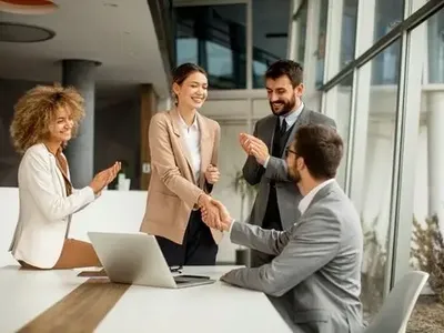 Discover the top 3 reasons to start using AI in your hiring process today
